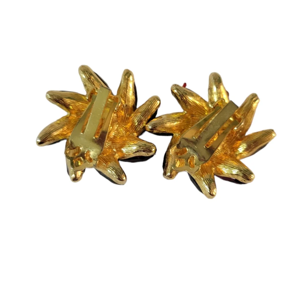 Vintage Pinwheel Flower Clip Earrings